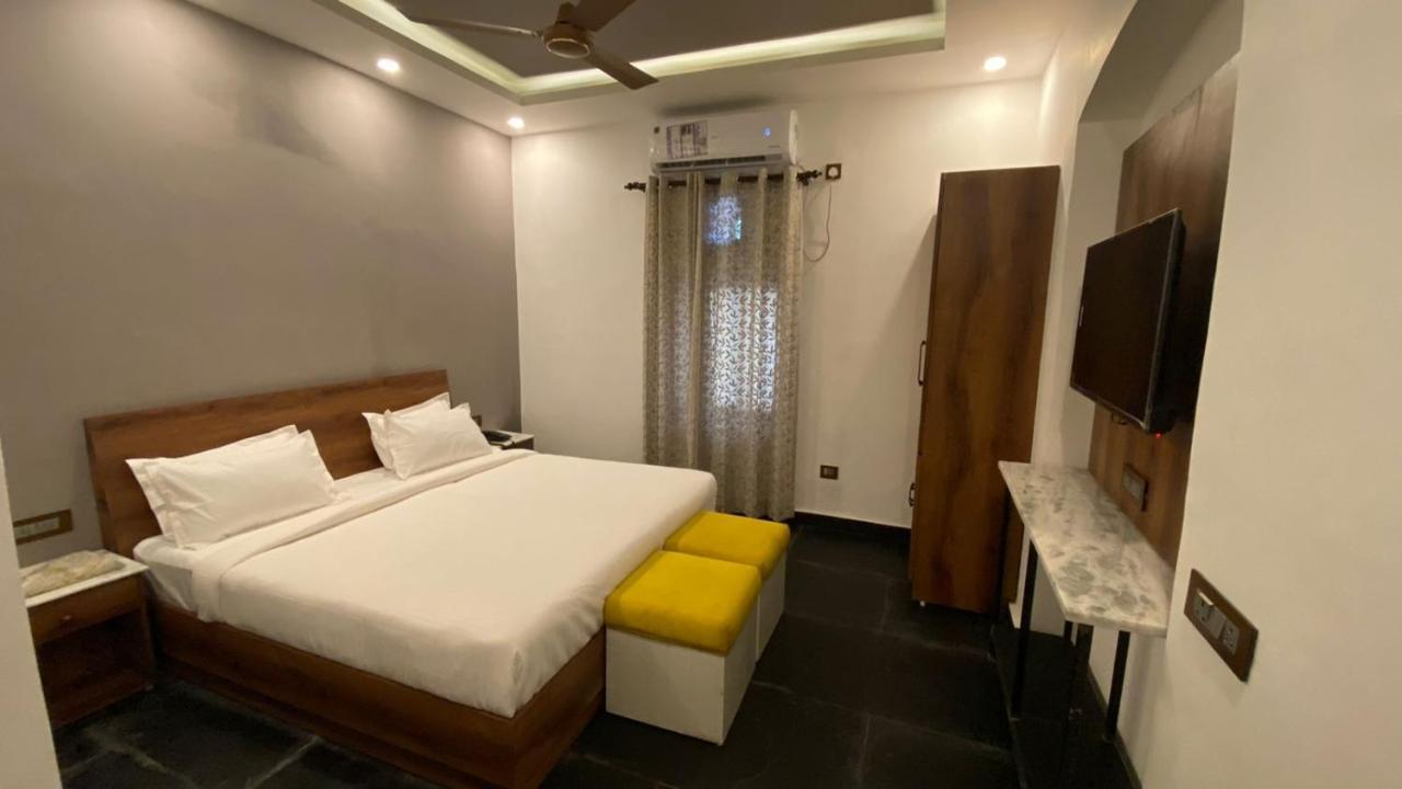 Meeram Ganga, A Heritage Stay By The Ganges At Triveni Ghat Rishīkesh Extérieur photo
