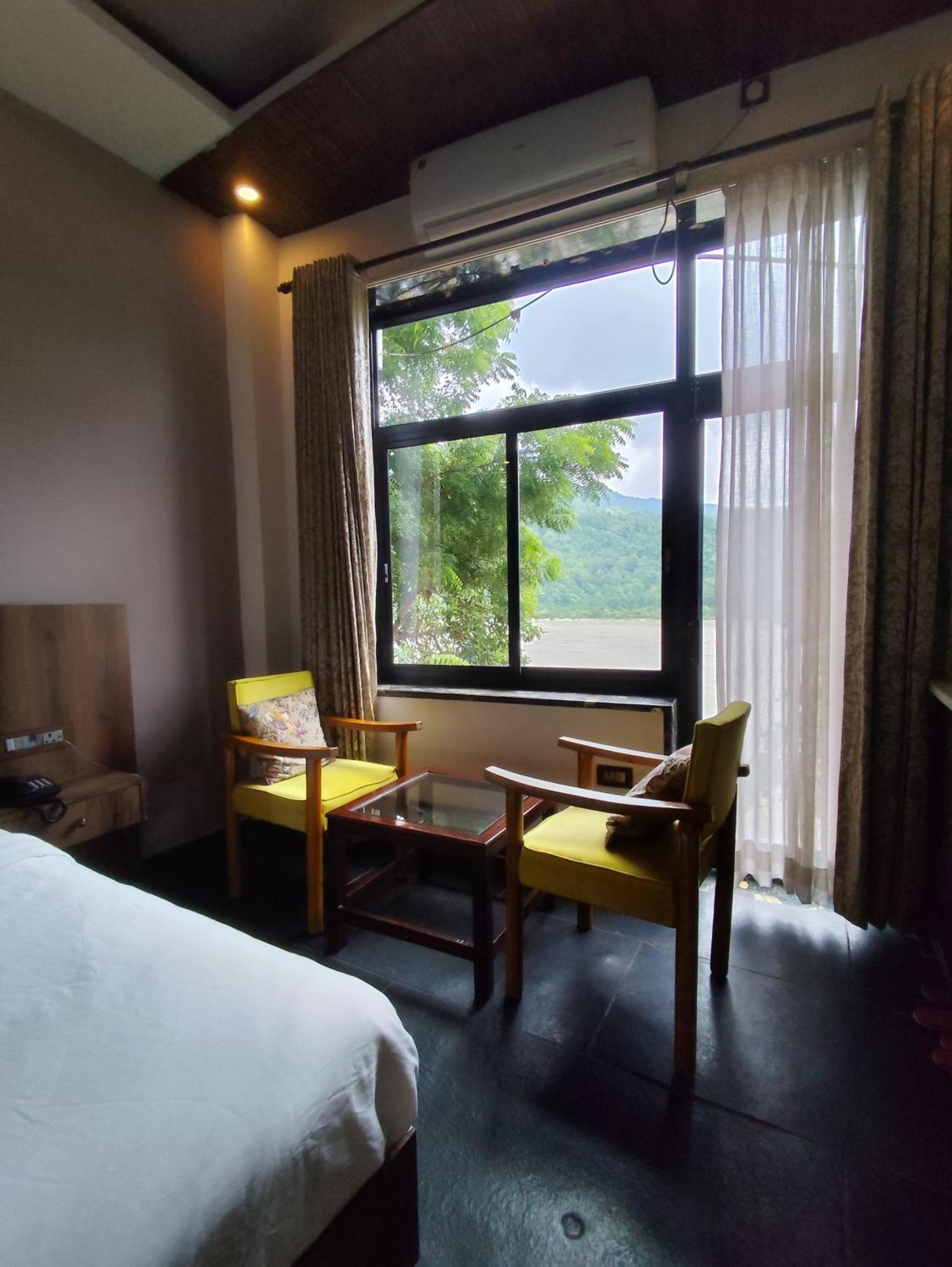 Meeram Ganga, A Heritage Stay By The Ganges At Triveni Ghat Rishīkesh Extérieur photo