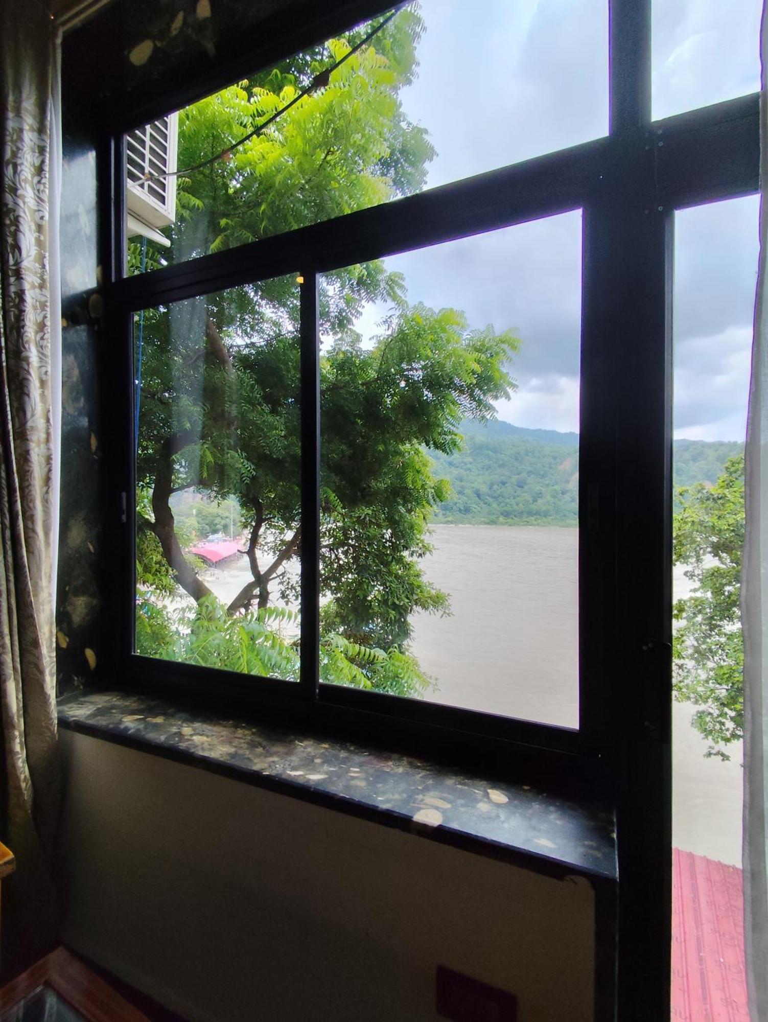 Meeram Ganga, A Heritage Stay By The Ganges At Triveni Ghat Rishīkesh Extérieur photo